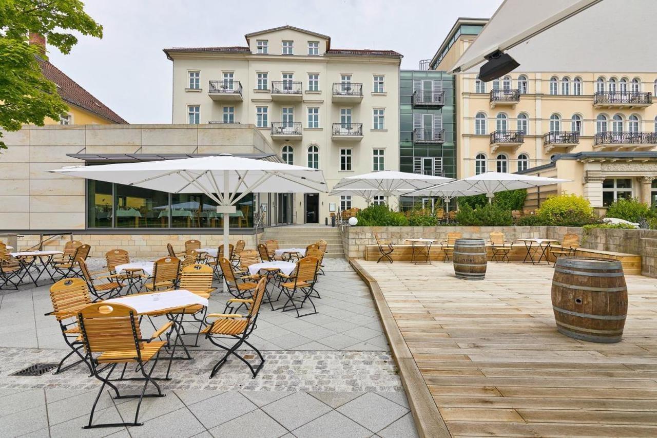Hotel Elbresidenz An Der Therme Бад-Шандау Экстерьер фото The terrace of the restaurant
