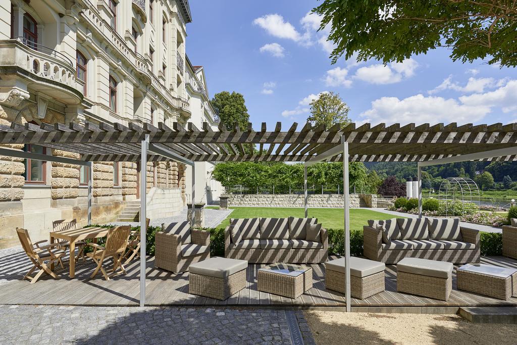 Hotel Elbresidenz An Der Therme Бад-Шандау Экстерьер фото The Pergola
